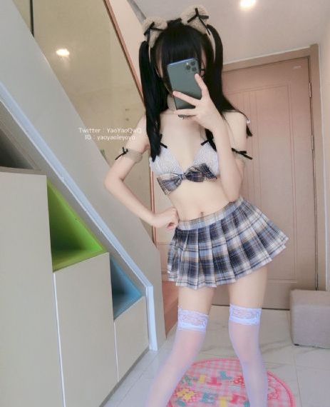 韩国《诱人的飞行》_720高清电影在线