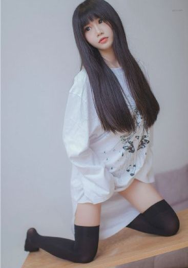 两女两人妖torrent_高清在线观看