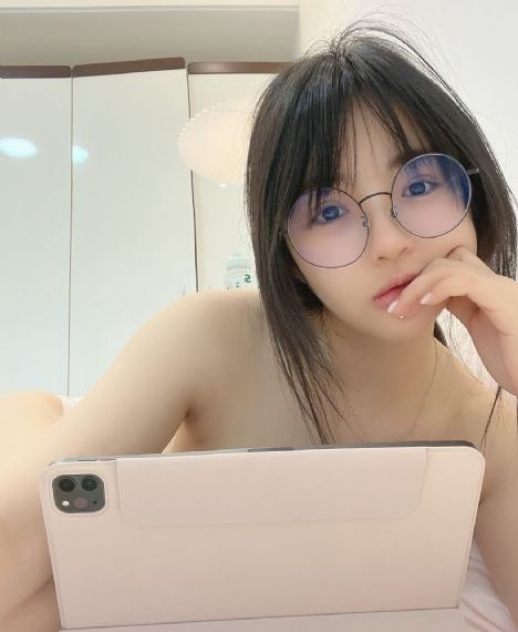 上原亚衣在线观看_BD英语免费观看最新