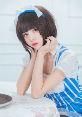 家庭巨乳女教师_BD英语在线播放观看